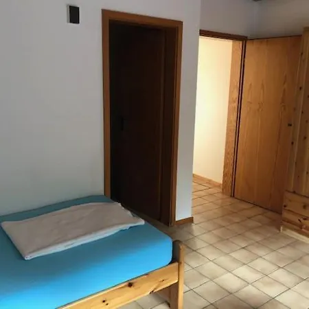 1 Zimmer 22 Qm Neustadt-duttweiler Apartment
